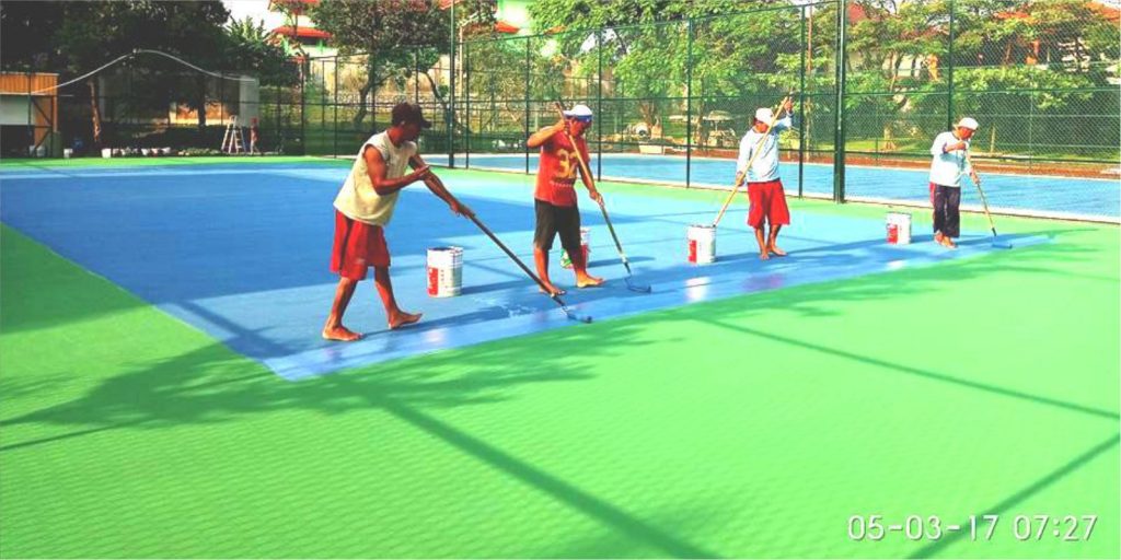 foto lapangan tenis oleh ahli lapangan tenis, ahli lapangan tenis, kontraktor lapangan tenis, renovasi lapangan tenis, finishing lapangan tenis, pemborong lapangan tenis, harga murah
